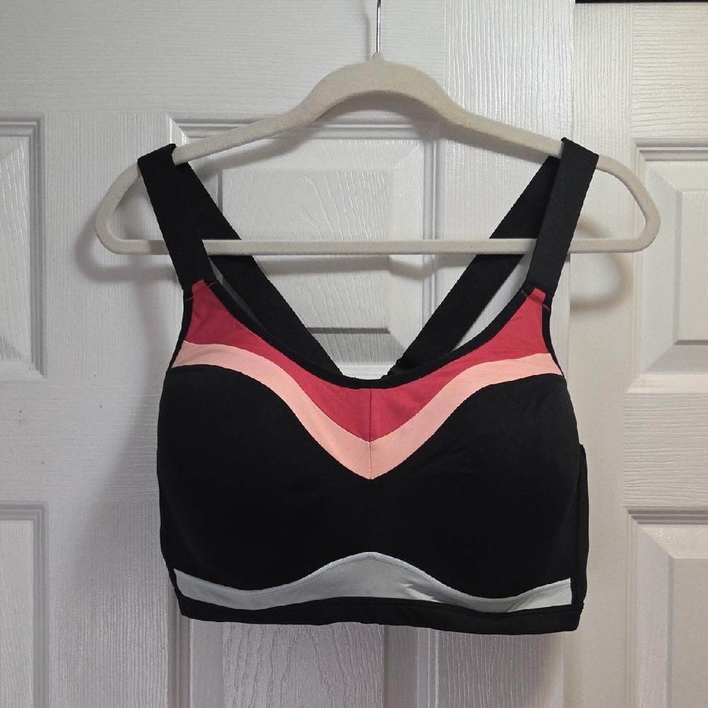 Livi High Impact Wicking Sports Bra View 4